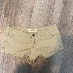 Women’s Hollister Khaki shorts